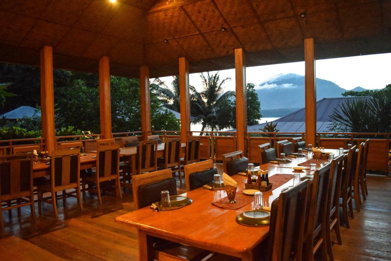 Two Fish Resort Lembeh Bitung Exteriör bild